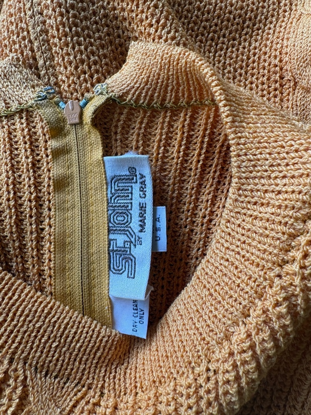 Vintage St John Santana Knit Belted Dress Ochre Gold Dynasty Quiet Luxury 8 Chic - Picture 4 of 14